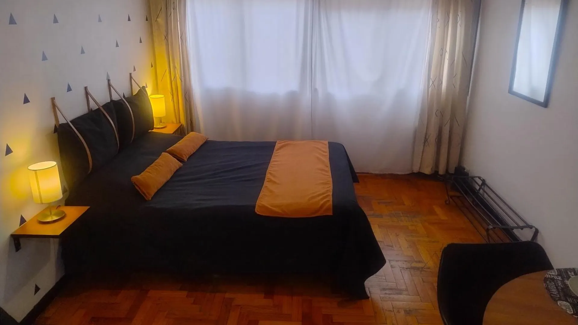Apartment City Heart III Mendoza 0*,